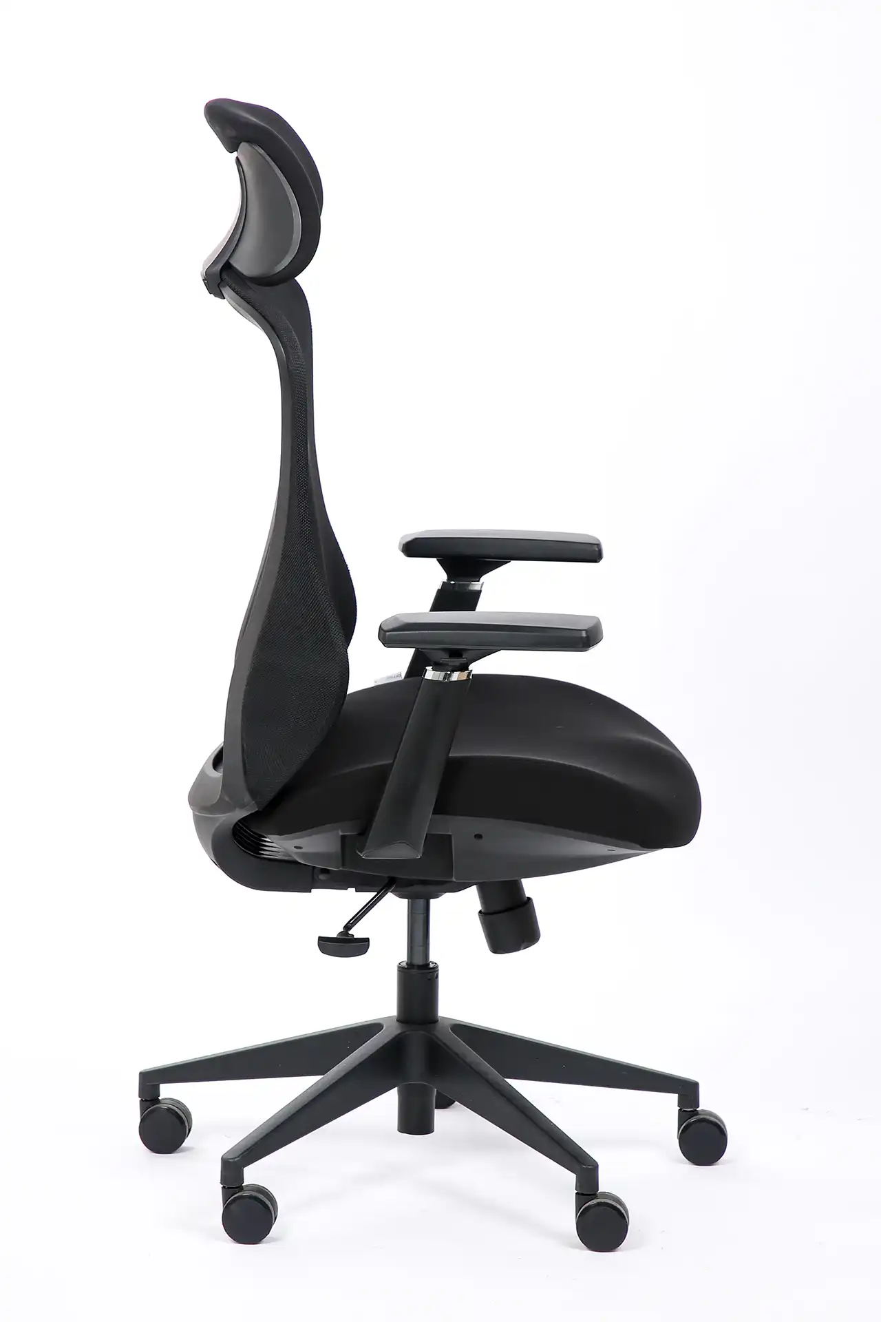 Photo du produit FAUTEUIL DESIGNER NOIR / BLACK