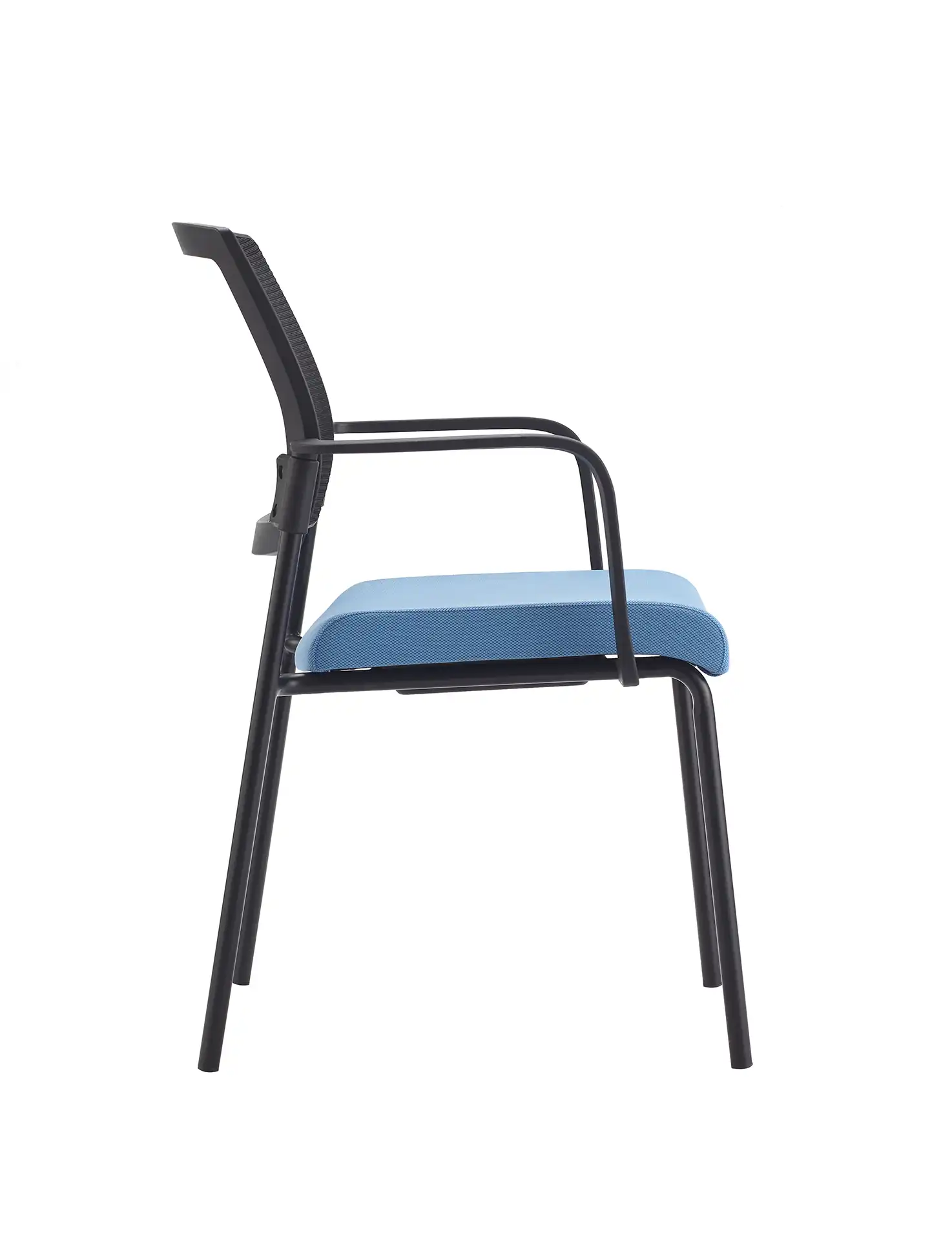 Photo du produit CHAISE SYNERGY DOSSIER MESH NOIR ASSISE TISSU BLEUE SANS ACCOUDOIRS